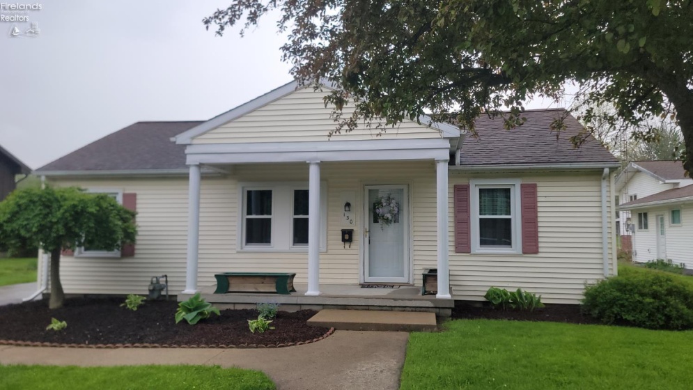 130 Vine Street, Clyde, 43410, 3 Bedrooms Bedrooms, ,1 BathroomBathrooms,Residential,For Sale,Vine,20261459