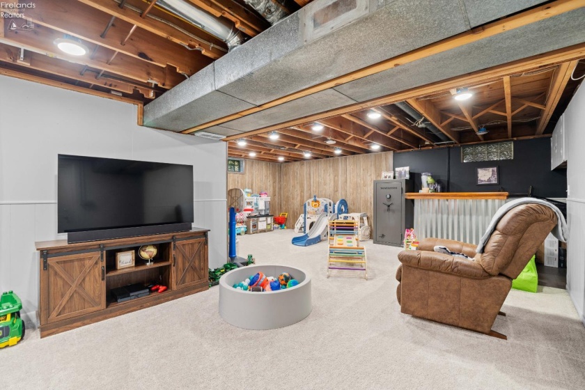 2003 Seminary Road, Milan, 44846, 3 Bedrooms Bedrooms, ,2 BathroomsBathrooms,Residential,For Sale,Seminary,20261448