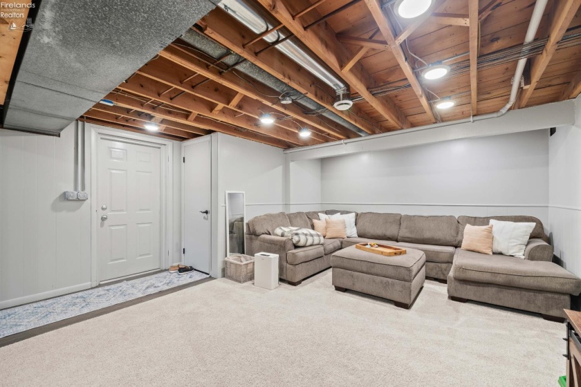 2003 Seminary Road, Milan, 44846, 3 Bedrooms Bedrooms, ,2 BathroomsBathrooms,Residential,For Sale,Seminary,20261448