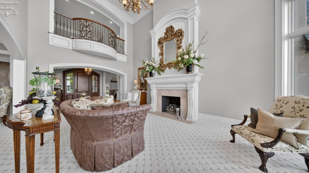 13717 Lake, Vermilion, 44089, 5 Bedrooms Bedrooms, ,9 BathroomsBathrooms,Residential,For Sale,Lake,20261489