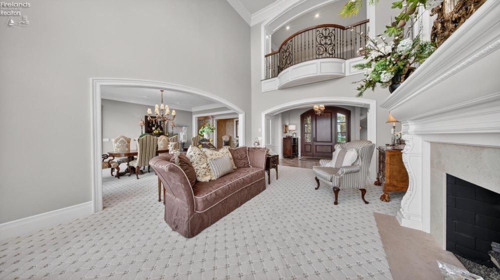 13717 Lake, Vermilion, 44089, 5 Bedrooms Bedrooms, ,9 BathroomsBathrooms,Residential,For Sale,Lake,20261489