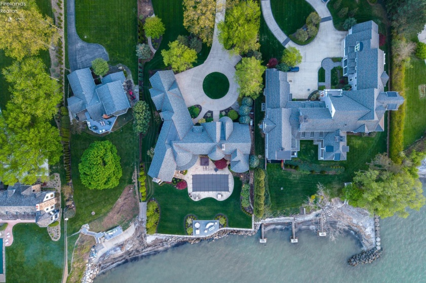 13717 Lake, Vermilion, 44089, 5 Bedrooms Bedrooms, ,9 BathroomsBathrooms,Residential,For Sale,Lake,20261489