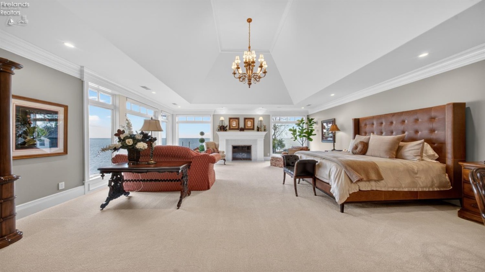 13717 Lake, Vermilion, 44089, 5 Bedrooms Bedrooms, ,9 BathroomsBathrooms,Residential,For Sale,Lake,20261489