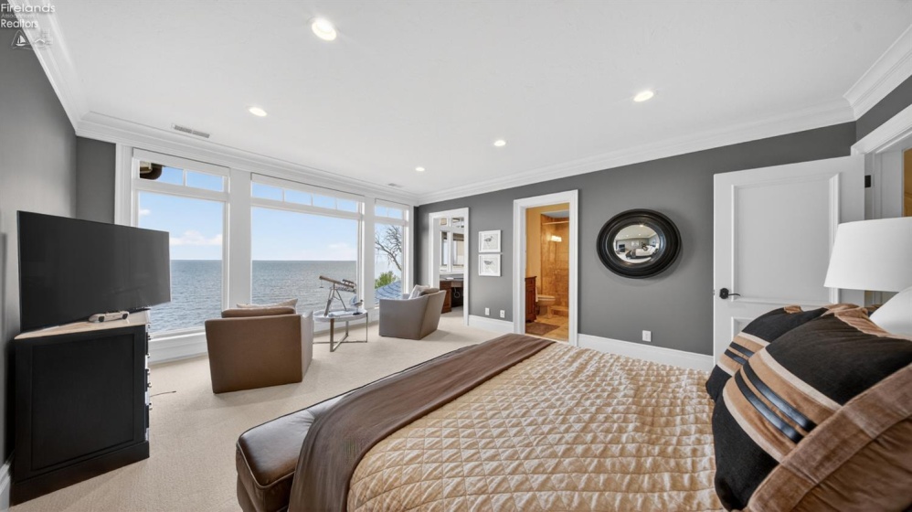 13717 Lake, Vermilion, 44089, 5 Bedrooms Bedrooms, ,9 BathroomsBathrooms,Residential,For Sale,Lake,20261489