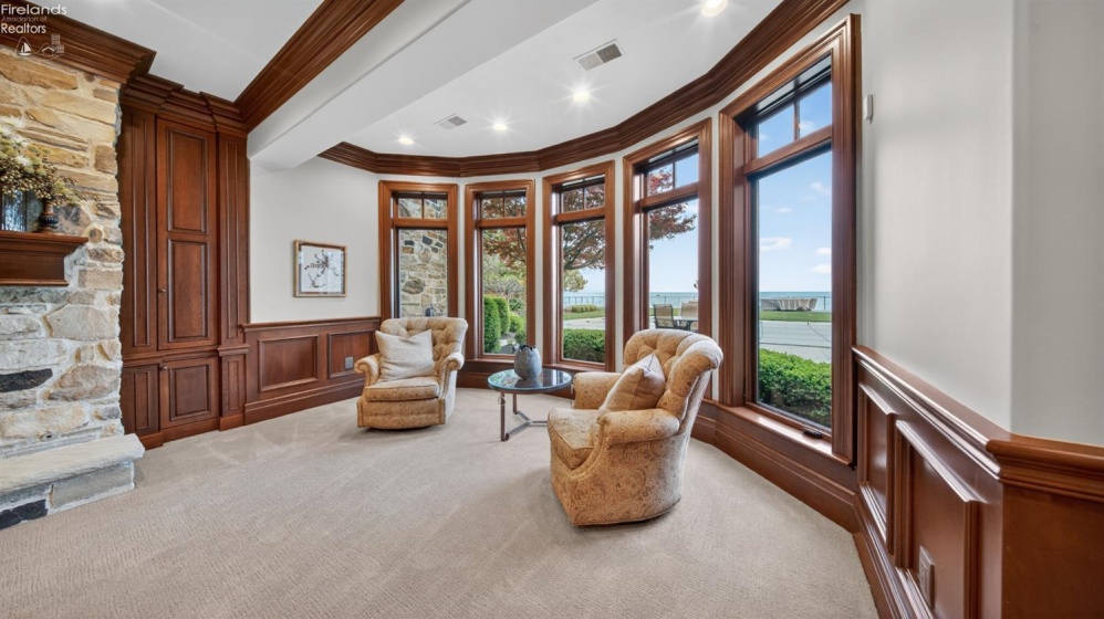 13717 Lake, Vermilion, 44089, 5 Bedrooms Bedrooms, ,9 BathroomsBathrooms,Residential,For Sale,Lake,20261489