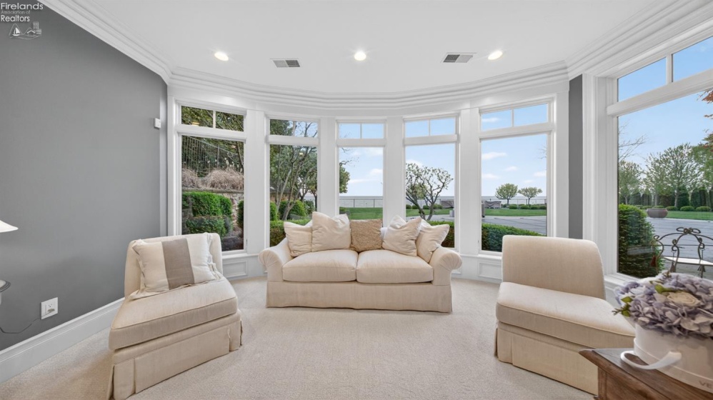 13717 Lake, Vermilion, 44089, 5 Bedrooms Bedrooms, ,9 BathroomsBathrooms,Residential,For Sale,Lake,20261489