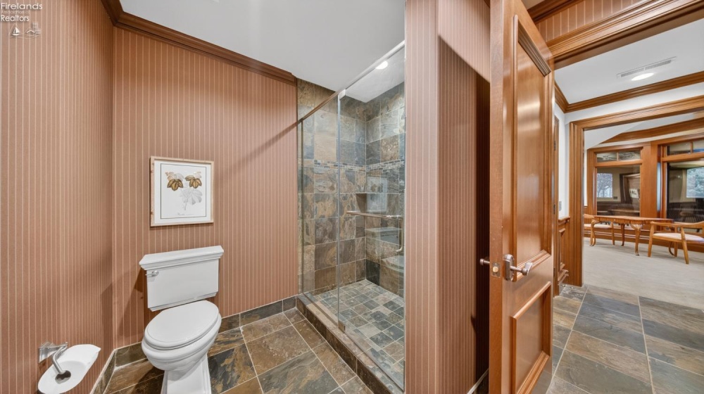 13717 Lake, Vermilion, 44089, 5 Bedrooms Bedrooms, ,9 BathroomsBathrooms,Residential,For Sale,Lake,20261489