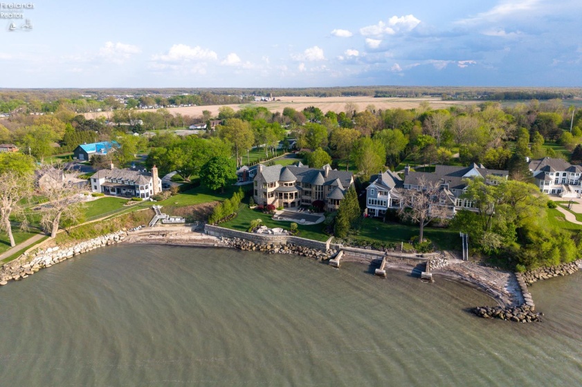 13717 Lake, Vermilion, 44089, 5 Bedrooms Bedrooms, ,9 BathroomsBathrooms,Residential,For Sale,Lake,20261489