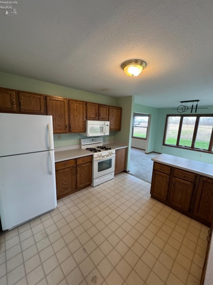 3320 Hayes Avenue, Sandusky, 44870, 4 Bedrooms Bedrooms, ,3 BathroomsBathrooms,Residential For Lease,For Lease,Hayes,20261411