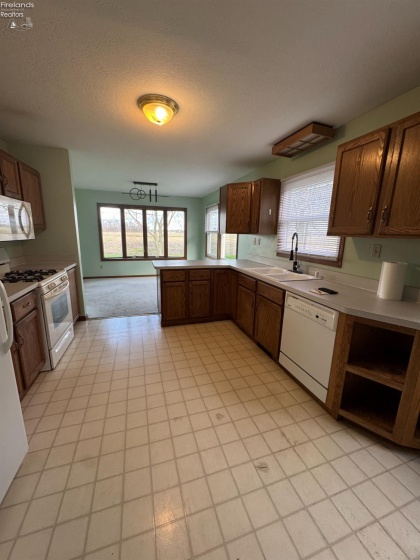 3320 Hayes Avenue, Sandusky, 44870, 4 Bedrooms Bedrooms, ,3 BathroomsBathrooms,Residential For Lease,For Lease,Hayes,20261411