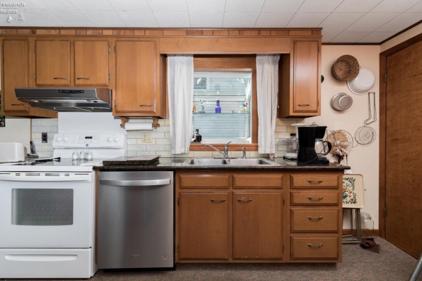 116 Grand Avenue, Tiffin, 44883, 3 Bedrooms Bedrooms, ,2 BathroomsBathrooms,Residential,For Sale,Grand,20261481