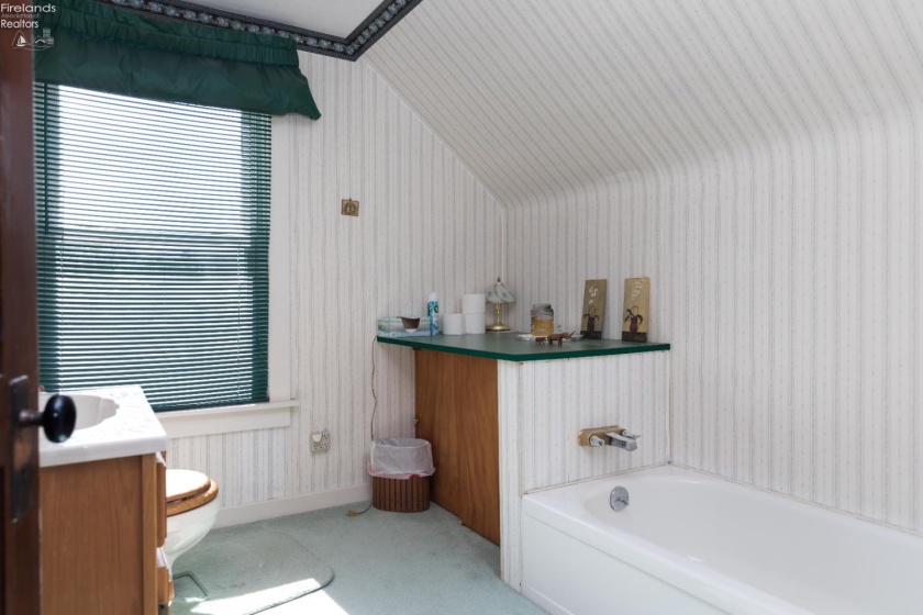 116 Grand Avenue, Tiffin, 44883, 3 Bedrooms Bedrooms, ,2 BathroomsBathrooms,Residential,For Sale,Grand,20261481