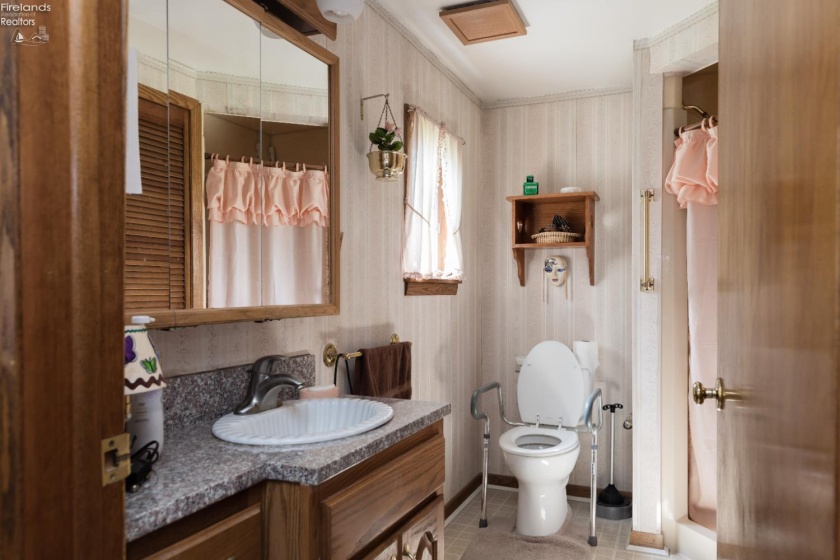 116 Grand Avenue, Tiffin, 44883, 3 Bedrooms Bedrooms, ,2 BathroomsBathrooms,Residential,For Sale,Grand,20261481