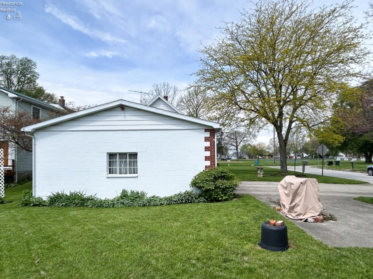 116 Grand Avenue, Tiffin, 44883, 3 Bedrooms Bedrooms, ,2 BathroomsBathrooms,Residential,For Sale,Grand,20261481