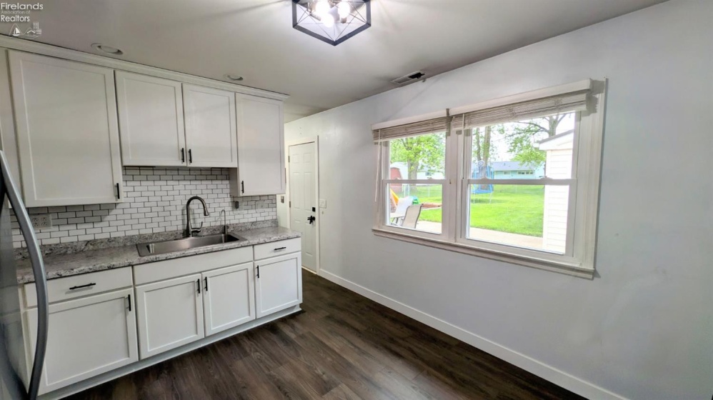 3816 Hoffman Drive, Sandusky, 44870, 3 Bedrooms Bedrooms, ,1 BathroomBathrooms,Residential,For Sale,Hoffman,20261472