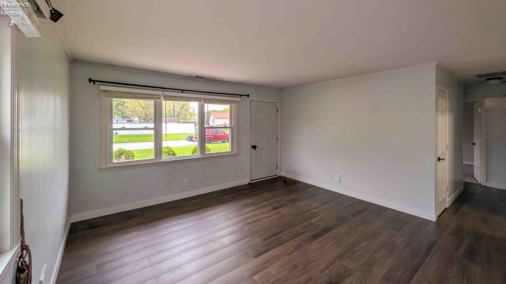 3816 Hoffman Drive, Sandusky, 44870, 3 Bedrooms Bedrooms, ,1 BathroomBathrooms,Residential,For Sale,Hoffman,20261472