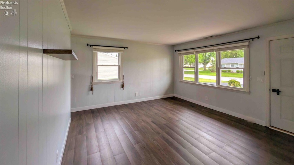 3816 Hoffman Drive, Sandusky, 44870, 3 Bedrooms Bedrooms, ,1 BathroomBathrooms,Residential,For Sale,Hoffman,20261472