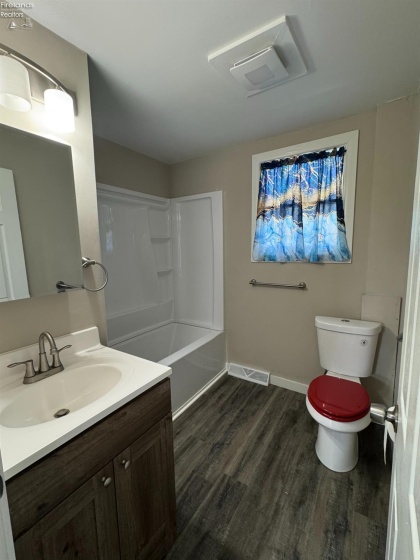 131 Whittlesey Avenue, Norwalk, 44857, 2 Bedrooms Bedrooms, ,1 BathroomBathrooms,Residential,For Sale,Whittlesey,20261463