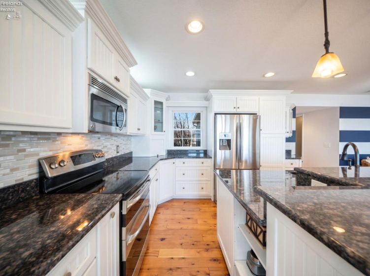 3205 Confederate Drive, Marblehead, 43440, 3 Bedrooms Bedrooms, ,3 BathroomsBathrooms,Residential,For Sale,Confederate,20261511