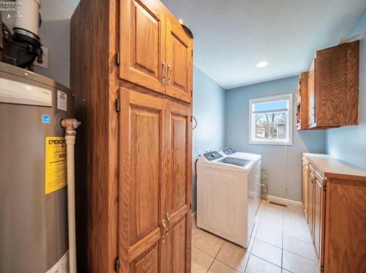 3205 Confederate Drive, Marblehead, 43440, 3 Bedrooms Bedrooms, ,3 BathroomsBathrooms,Residential,For Sale,Confederate,20261511