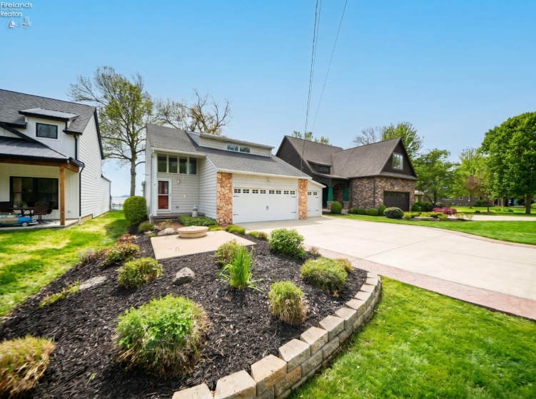 3205 Confederate Drive, Marblehead, 43440, 3 Bedrooms Bedrooms, ,3 BathroomsBathrooms,Residential,For Sale,Confederate,20261511