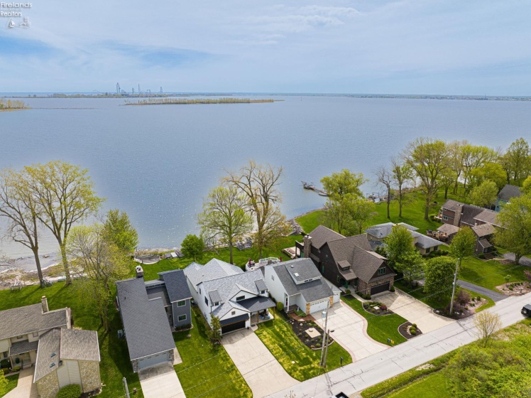 3205 Confederate Drive, Marblehead, 43440, 3 Bedrooms Bedrooms, ,3 BathroomsBathrooms,Residential,For Sale,Confederate,20261511