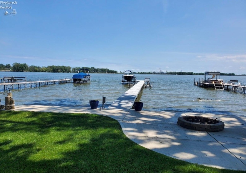 3205 Confederate Drive, Marblehead, 43440, 3 Bedrooms Bedrooms, ,3 BathroomsBathrooms,Residential,For Sale,Confederate,20261511