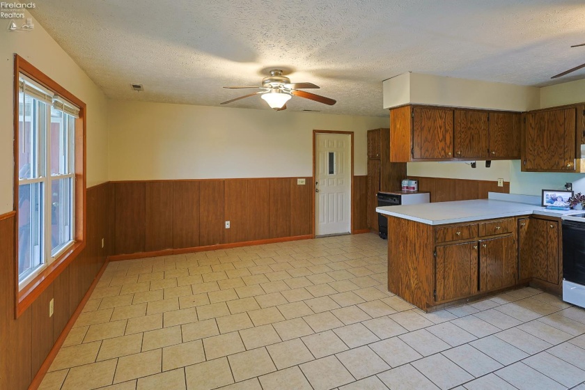 2716 Railroad Street, Collins, 44826, 3 Bedrooms Bedrooms, ,2 BathroomsBathrooms,Residential,For Sale,Railroad,20261482