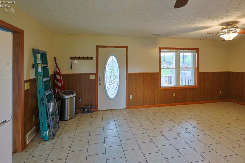 2716 Railroad Street, Collins, 44826, 3 Bedrooms Bedrooms, ,2 BathroomsBathrooms,Residential,For Sale,Railroad,20261482