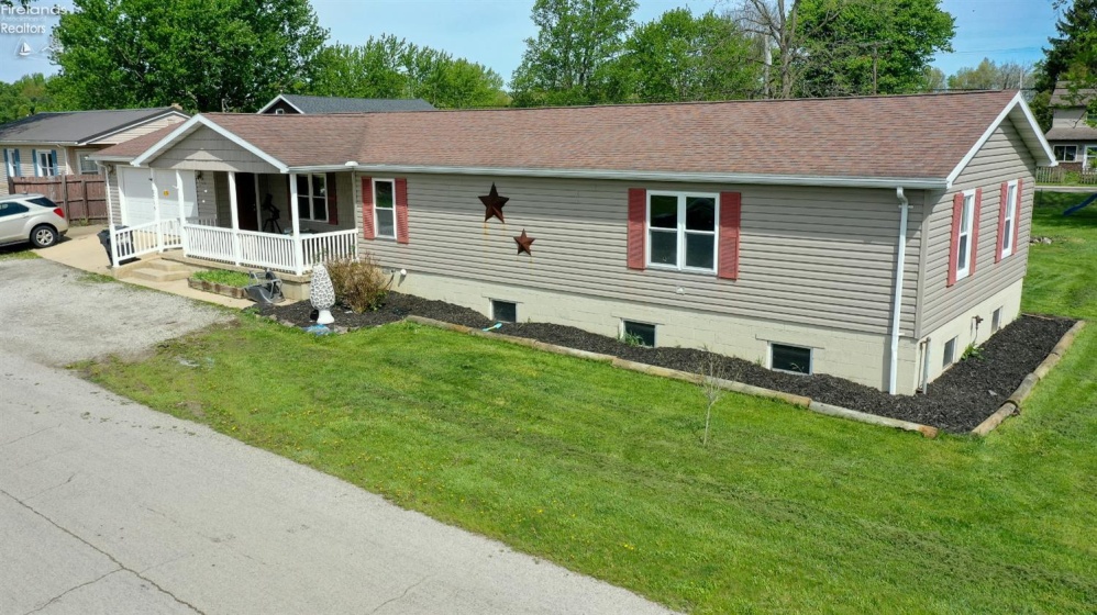 2716 Railroad Street, Collins, 44826, 3 Bedrooms Bedrooms, ,2 BathroomsBathrooms,Residential,For Sale,Railroad,20261482