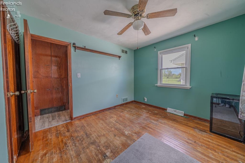 4551 Harbor Road, Port Clinton, 43452, 2 Bedrooms Bedrooms, ,1 BathroomBathrooms,Residential,For Sale,Harbor,20261406