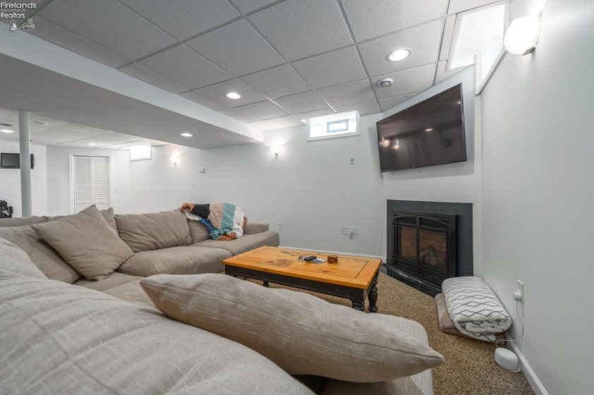 4143 Firestone Ln, Vermilion, 44089, 4 Bedrooms Bedrooms, ,3 BathroomsBathrooms,Residential,For Sale,Firestone Ln,20261526