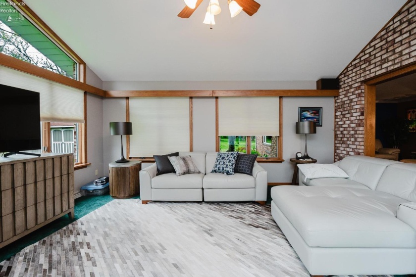 1250 Morrison Road, Fremont, 43420, 4 Bedrooms Bedrooms, ,3 BathroomsBathrooms,Residential,For Sale,Morrison,20261492