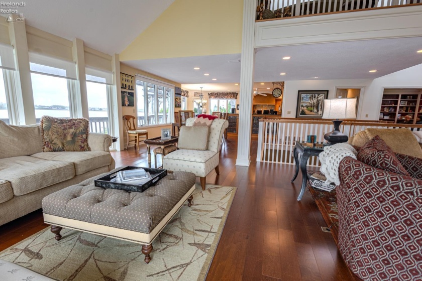 174 Sunset Drive, Sandusky, 44870, 4 Bedrooms Bedrooms, ,4 BathroomsBathrooms,Residential,For Sale,Sunset,20261369