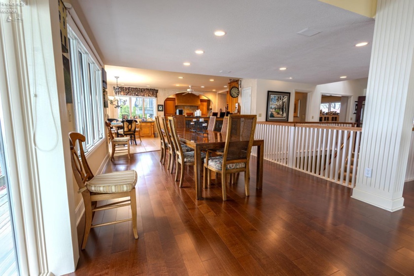 174 Sunset Drive, Sandusky, 44870, 4 Bedrooms Bedrooms, ,4 BathroomsBathrooms,Residential,For Sale,Sunset,20261369