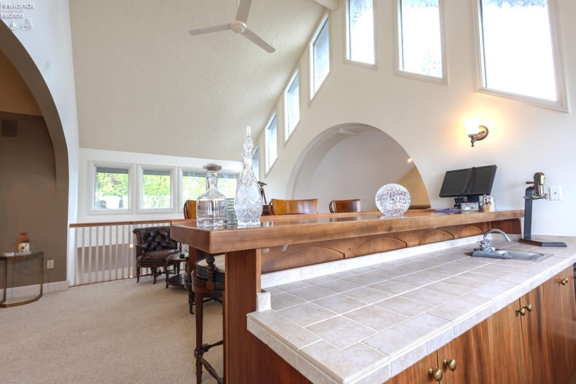 174 Sunset Drive, Sandusky, 44870, 4 Bedrooms Bedrooms, ,4 BathroomsBathrooms,Residential,For Sale,Sunset,20261369