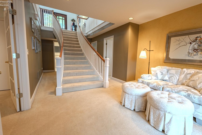 174 Sunset Drive, Sandusky, 44870, 4 Bedrooms Bedrooms, ,4 BathroomsBathrooms,Residential,For Sale,Sunset,20261369