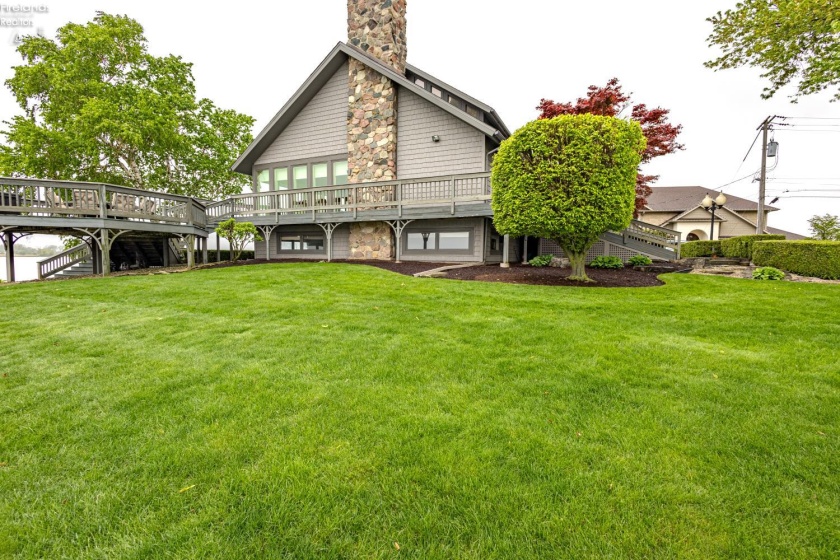 174 Sunset Drive, Sandusky, 44870, 4 Bedrooms Bedrooms, ,4 BathroomsBathrooms,Residential,For Sale,Sunset,20261369