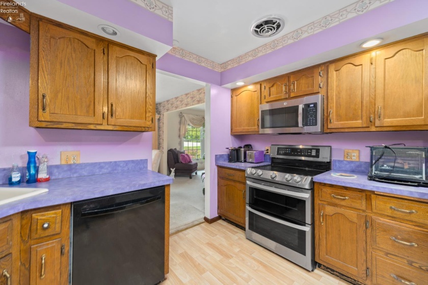 3206 Galloway Road, Sandusky, 44870, 6 Bedrooms Bedrooms, ,3 BathroomsBathrooms,Residential,For Sale,Galloway,20261534