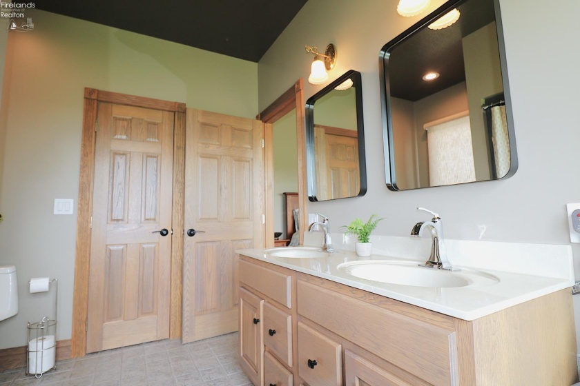 2745 Arcade Road, Norwalk, 44857, 3 Bedrooms Bedrooms, ,2 BathroomsBathrooms,Residential,For Sale,Arcade,20261497