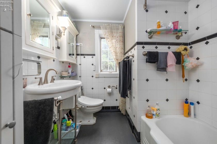 5918 Liberty Ave, Vermilion, 44089, 2 Bedrooms Bedrooms, ,2 BathroomsBathrooms,Residential,For Sale,Liberty Ave,20261529