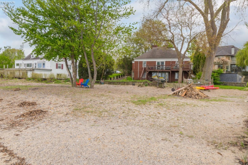 5918 Liberty Ave, Vermilion, 44089, 2 Bedrooms Bedrooms, ,2 BathroomsBathrooms,Residential,For Sale,Liberty Ave,20261529