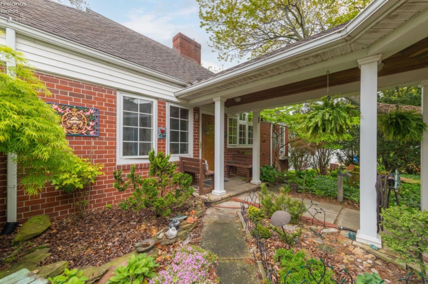 5918 Liberty Ave, Vermilion, 44089, 2 Bedrooms Bedrooms, ,2 BathroomsBathrooms,Residential,For Sale,Liberty Ave,20261529