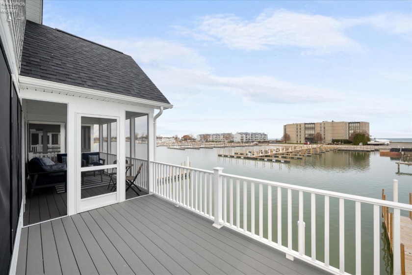 545 Lakeshore Drive, Port Clinton, 43452, 3 Bedrooms Bedrooms, ,2 BathroomsBathrooms,Residential,For Sale,Lakeshore,20261552