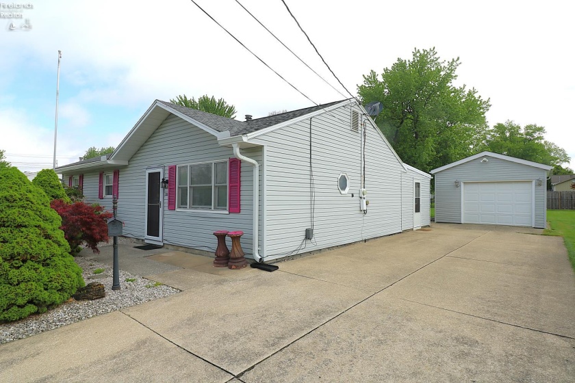28 Valley Park Drive, Norwalk, 44857, 3 Bedrooms Bedrooms, ,1 BathroomBathrooms,Residential,For Sale,Valley Park,20261536