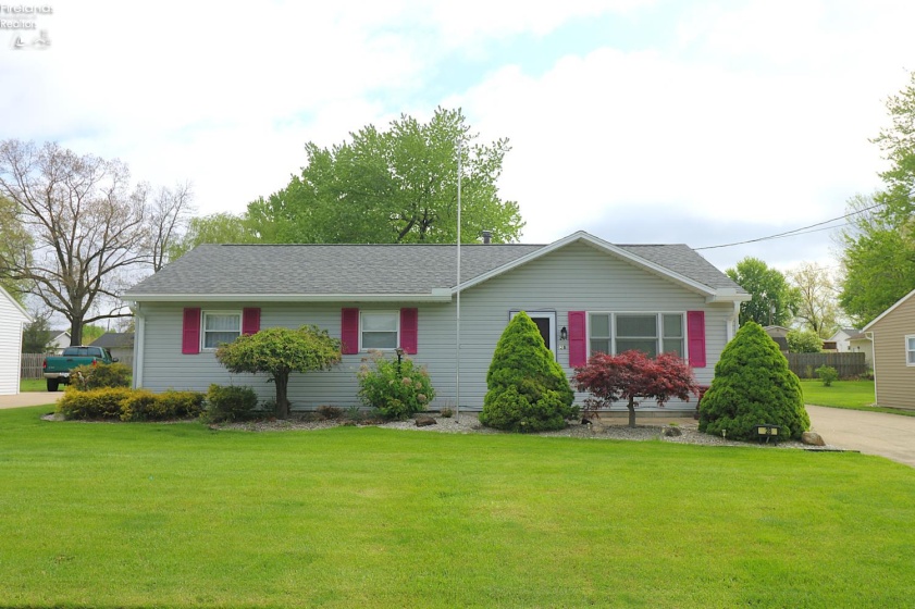28 Valley Park Drive, Norwalk, 44857, 3 Bedrooms Bedrooms, ,1 BathroomBathrooms,Residential,For Sale,Valley Park,20261536