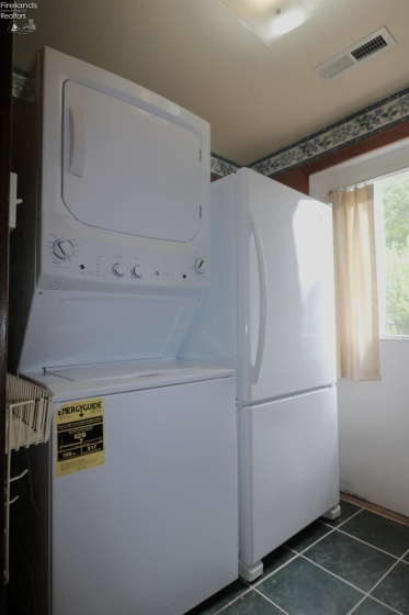 28 Valley Park Drive, Norwalk, 44857, 3 Bedrooms Bedrooms, ,1 BathroomBathrooms,Residential,For Sale,Valley Park,20261536