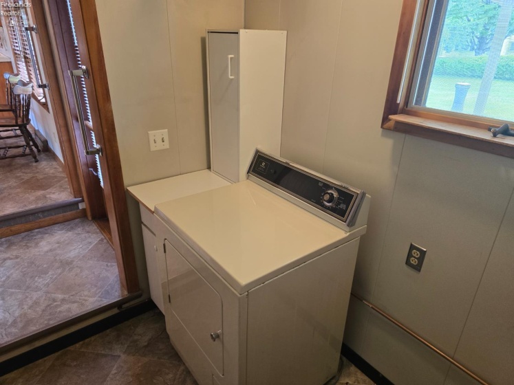 1212 Perkins Avenue, Sandusky, 44870, 2 Bedrooms Bedrooms, ,2 BathroomsBathrooms,Residential,For Sale,Perkins,20261499