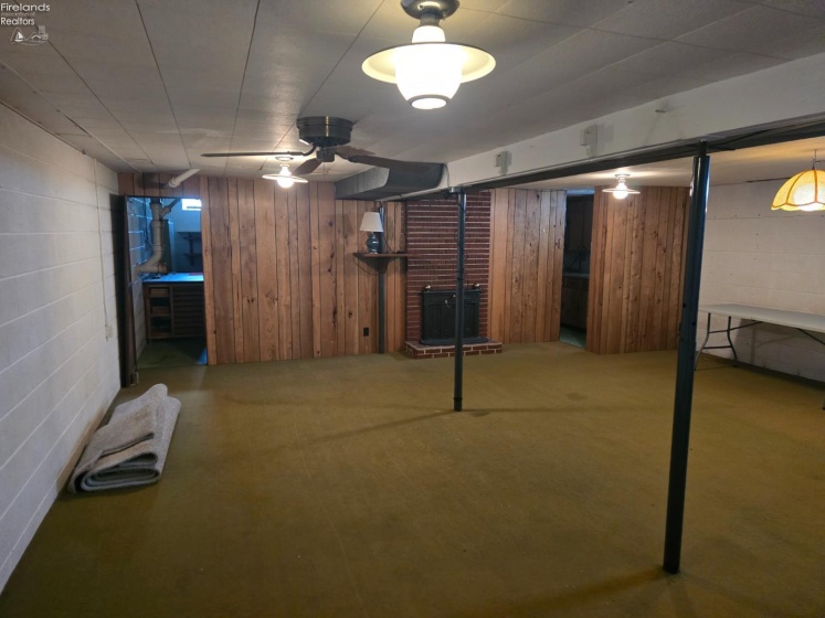 1212 Perkins Avenue, Sandusky, 44870, 2 Bedrooms Bedrooms, ,2 BathroomsBathrooms,Residential,For Sale,Perkins,20261499