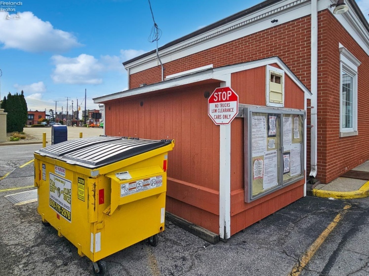 114 N. Sandusky St., Bellevue, 44811, ,Commercial,For Sale,N. Sandusky St.,20261549